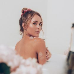 Güzelliklerle Dolu Dünyayı Paylaşan Escort Nesrin